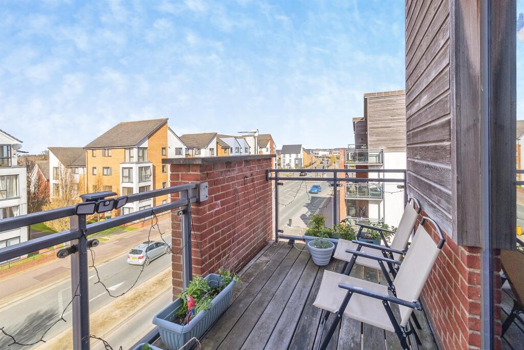 Main image of property: Somerset Walk, Broughton, Milton Keynes