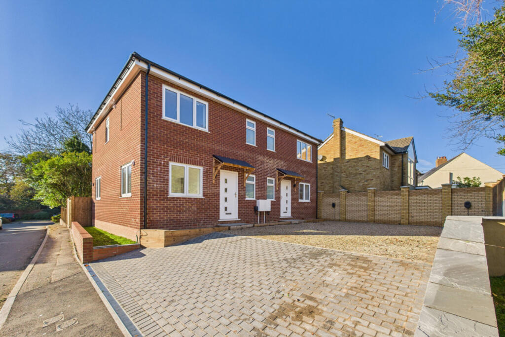 Main image of property: Hardwicke Place, St. Albans, AL2