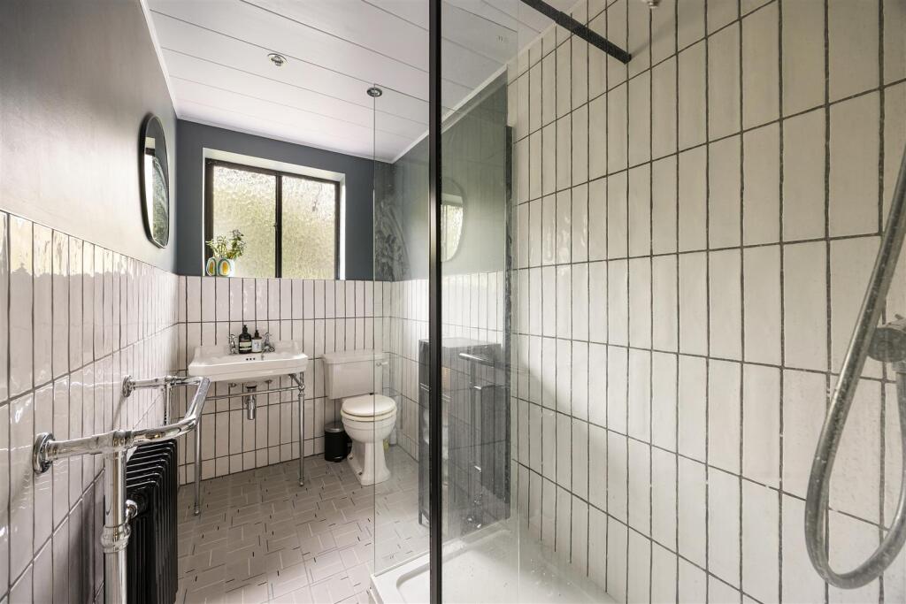 Apartment in London - More