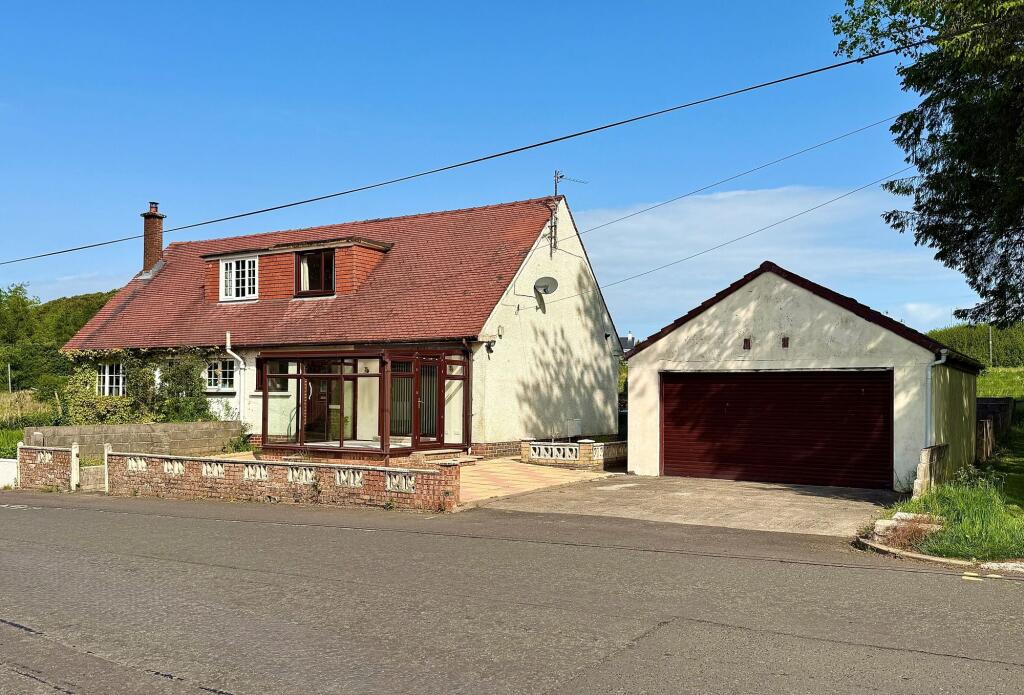 Main image of property: Auchinleck Road, Cumnock, KA18