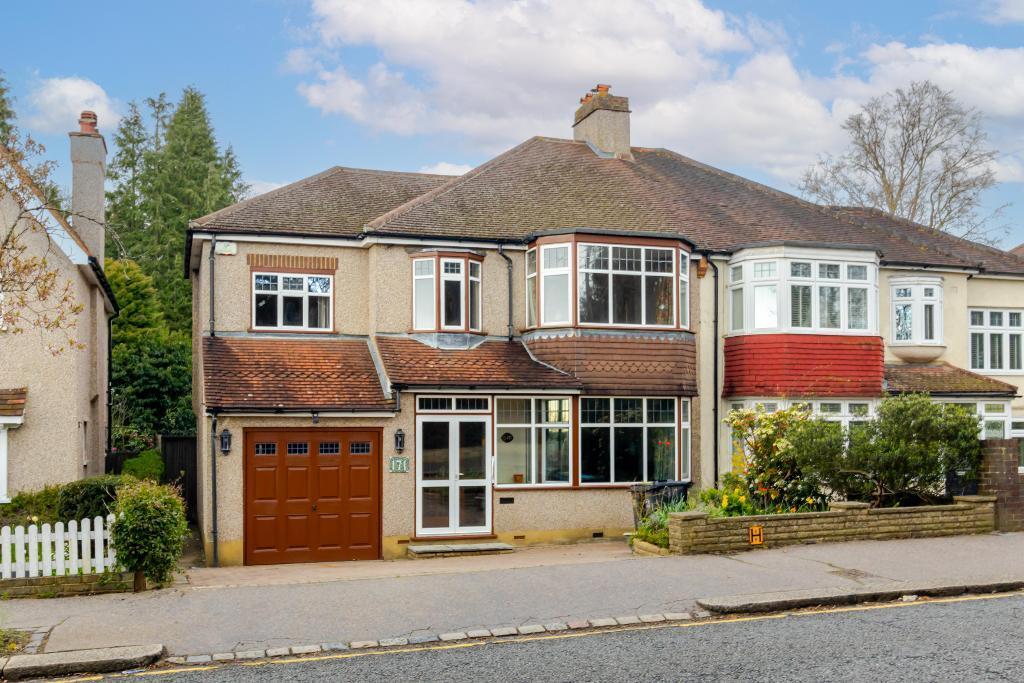 Main image of property: Ballards Way, South Croydon, CR0 5RJ