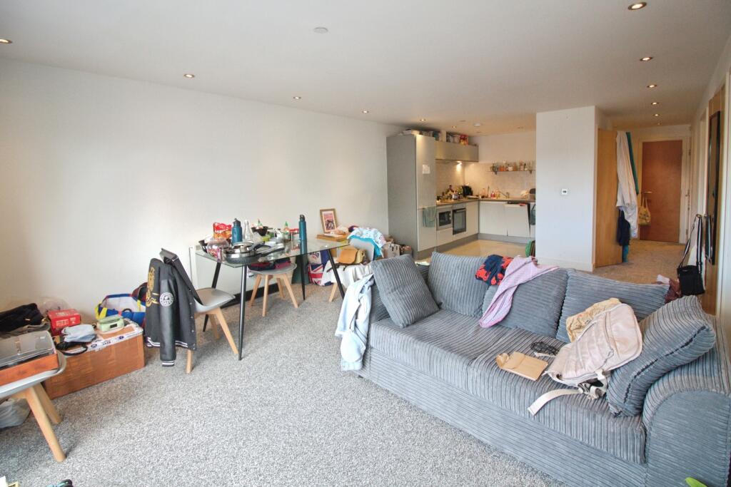 Apartment in Nottingham - View 4