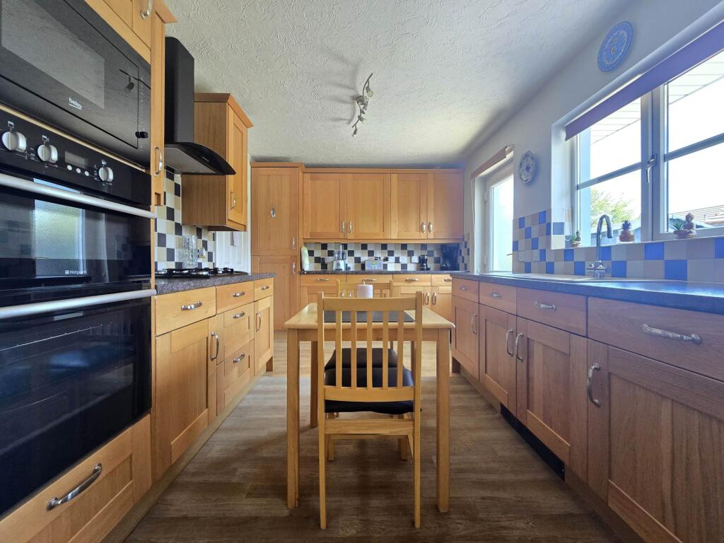 21, Armada Way, Westward Ho! photo 4
