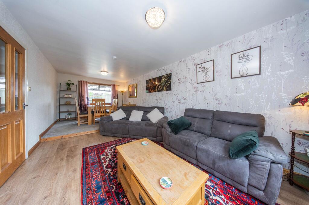 Manitoba Avenue, Howden, Livingston, EH54 6LJ photo 3