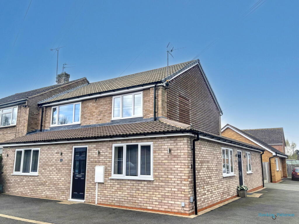 Main image of property: Whitley Road, Henley-in-arden, B95 5LJ