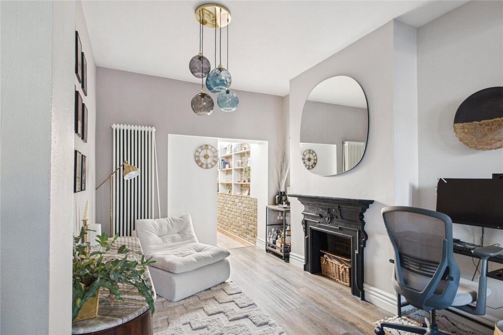 House in London - View 3