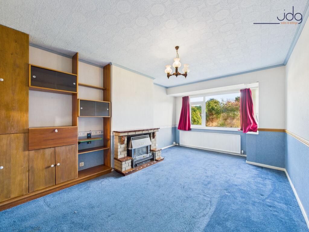 Sykelands Avenue, Halton | Spacious Dormer Bungalow in a Popular Halton Village Setting photo 2