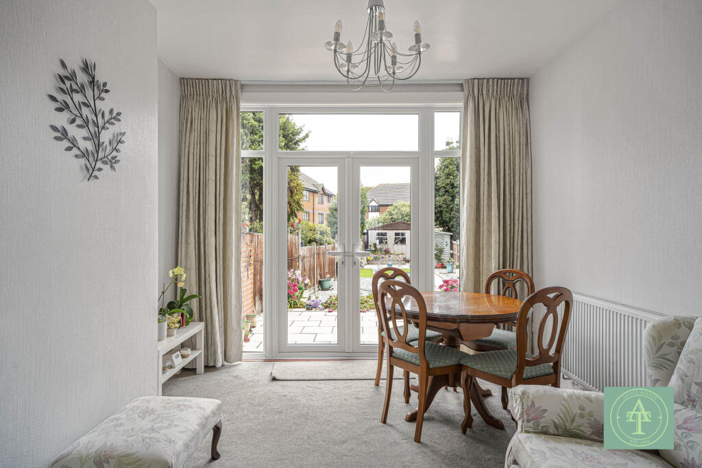 House in London - View 5