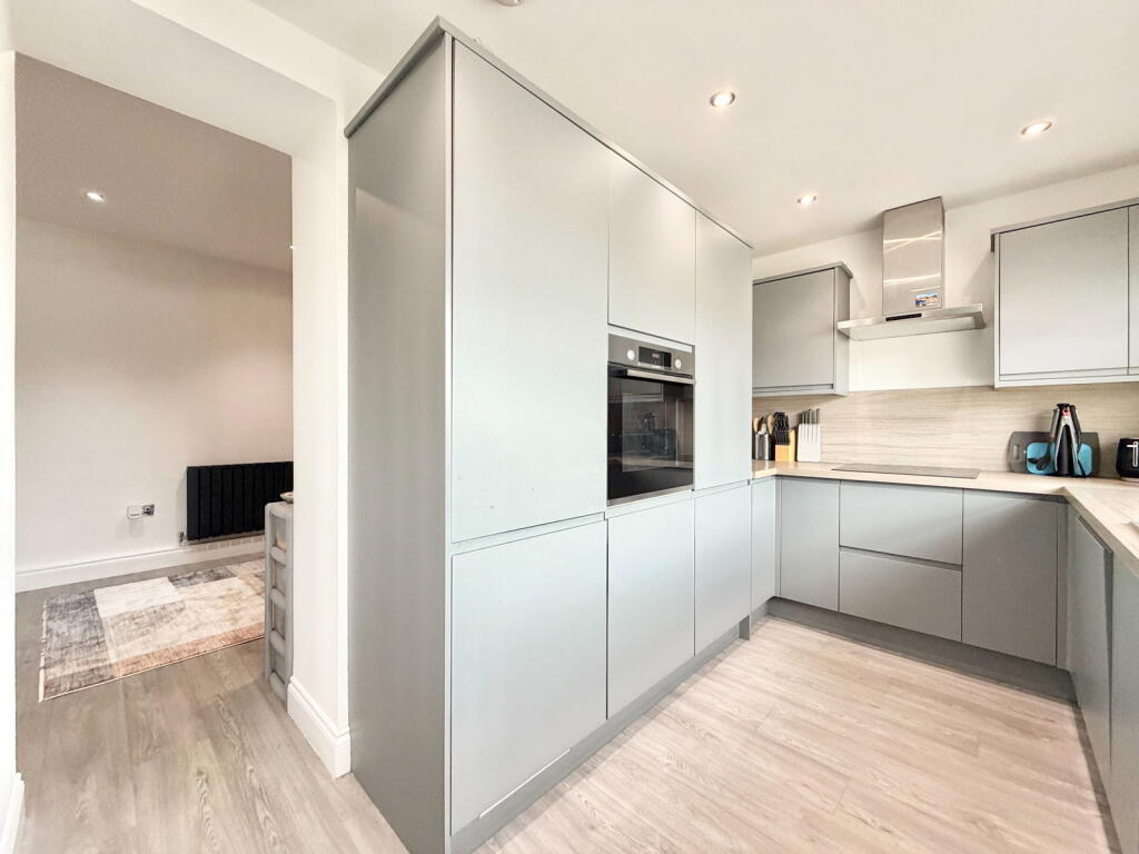 House in Denny, Falkirk - More