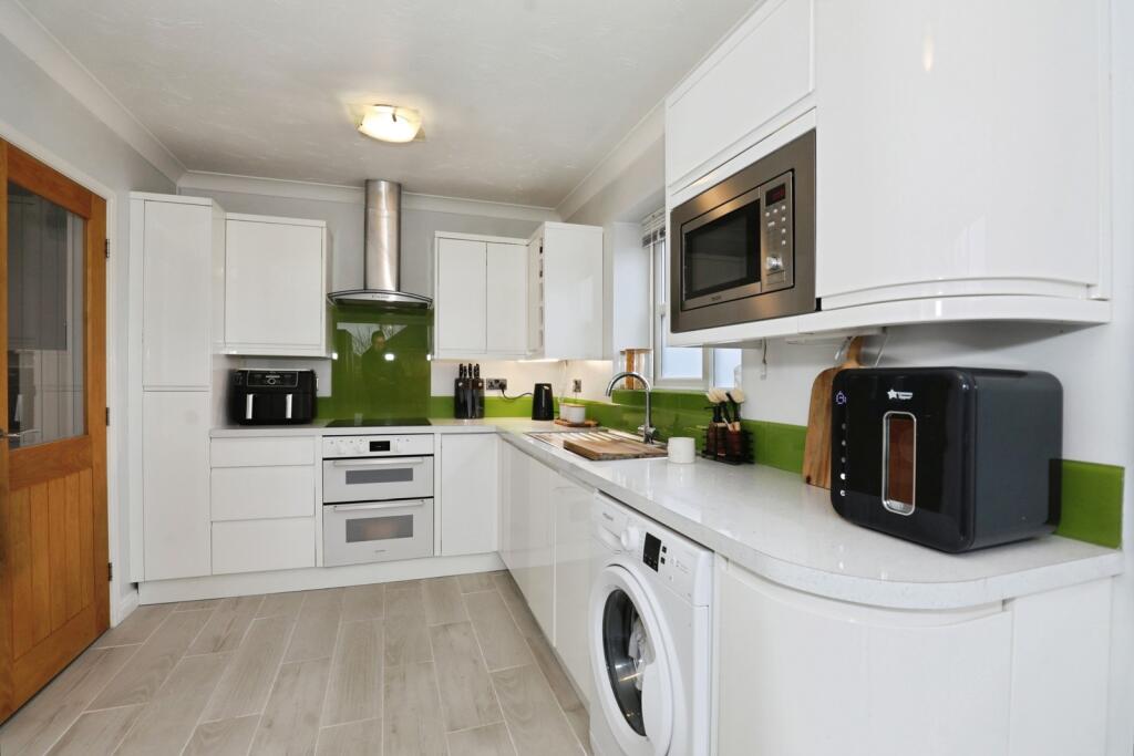 House in Crewe, Cheshire East - View 3