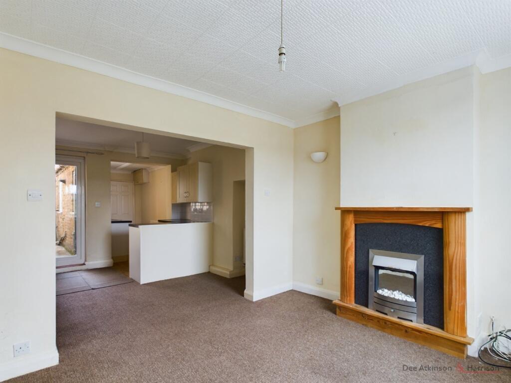 House in Driffield, Little Driffield - View 3