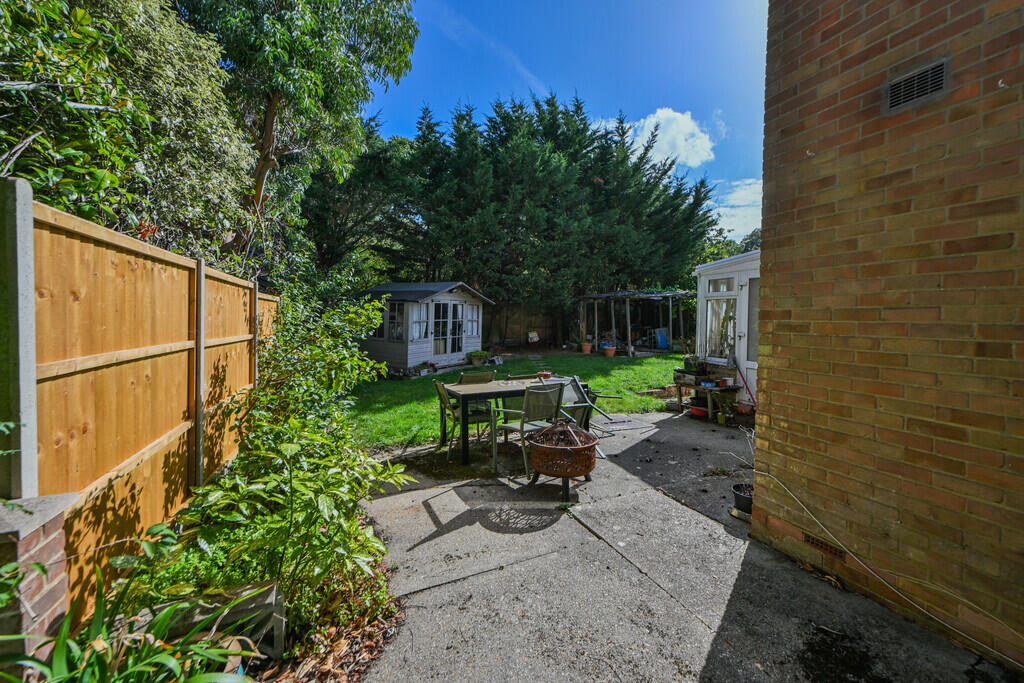 House in Portsmouth - View 2