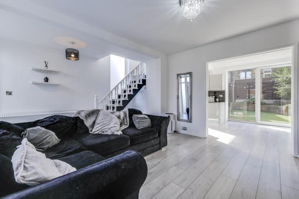 House in Pudsey, Stanningley - More