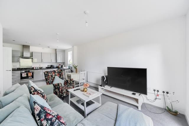 Elvian Close, Reading - View 3