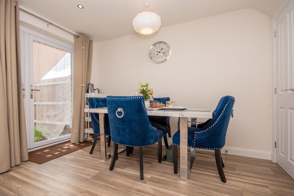 House in Kettering, North Northamptonshire - View 4