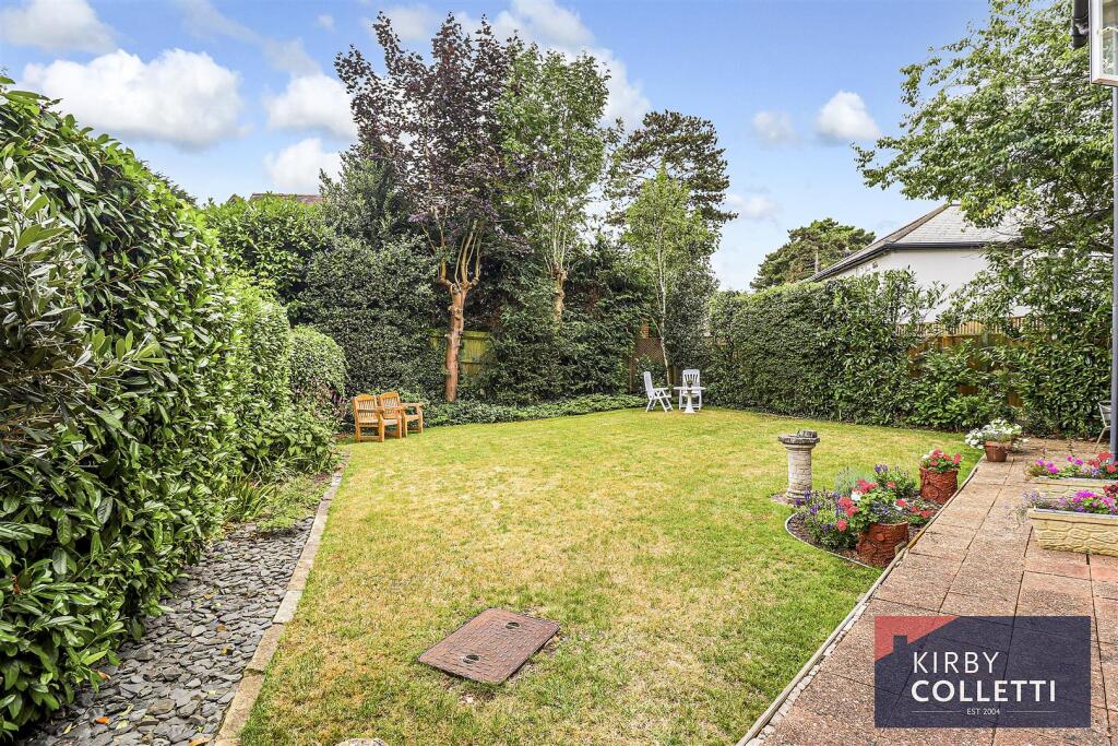 House in Broxbourne, High Leigh Garden Village - View 4