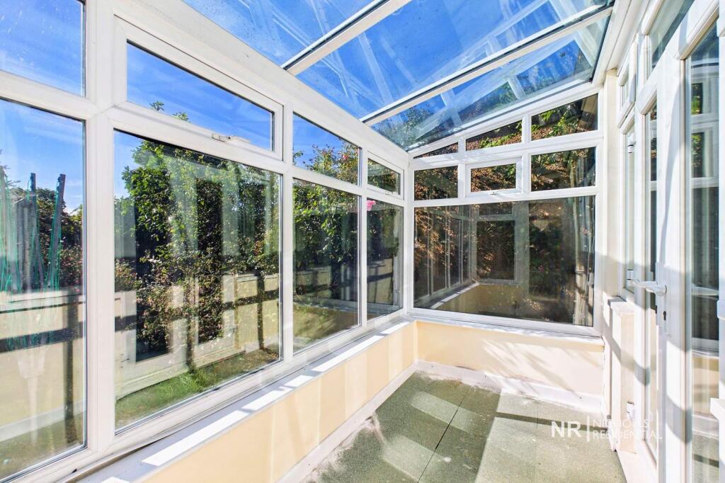 House in Kingston upon Thames - View 5