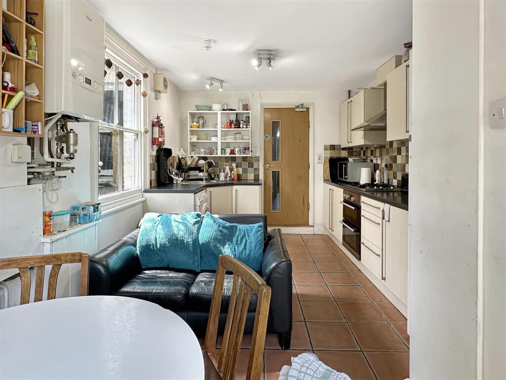 Devonshire Road, Cambridge - View 5