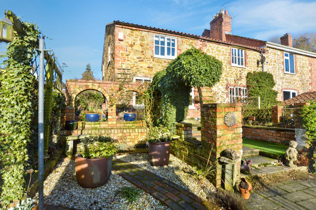 Main image of property: Mill Lane, Burgh-on-Bain LN8 6JZ