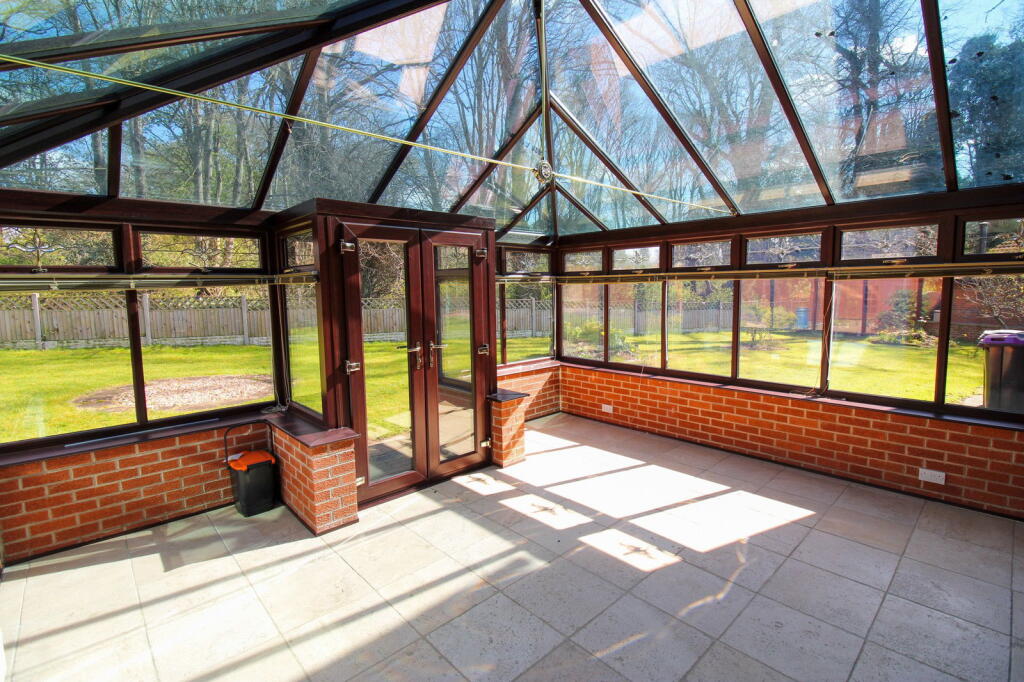 Park Close,Lea,Gainsborough,DN21 5JE photo 4