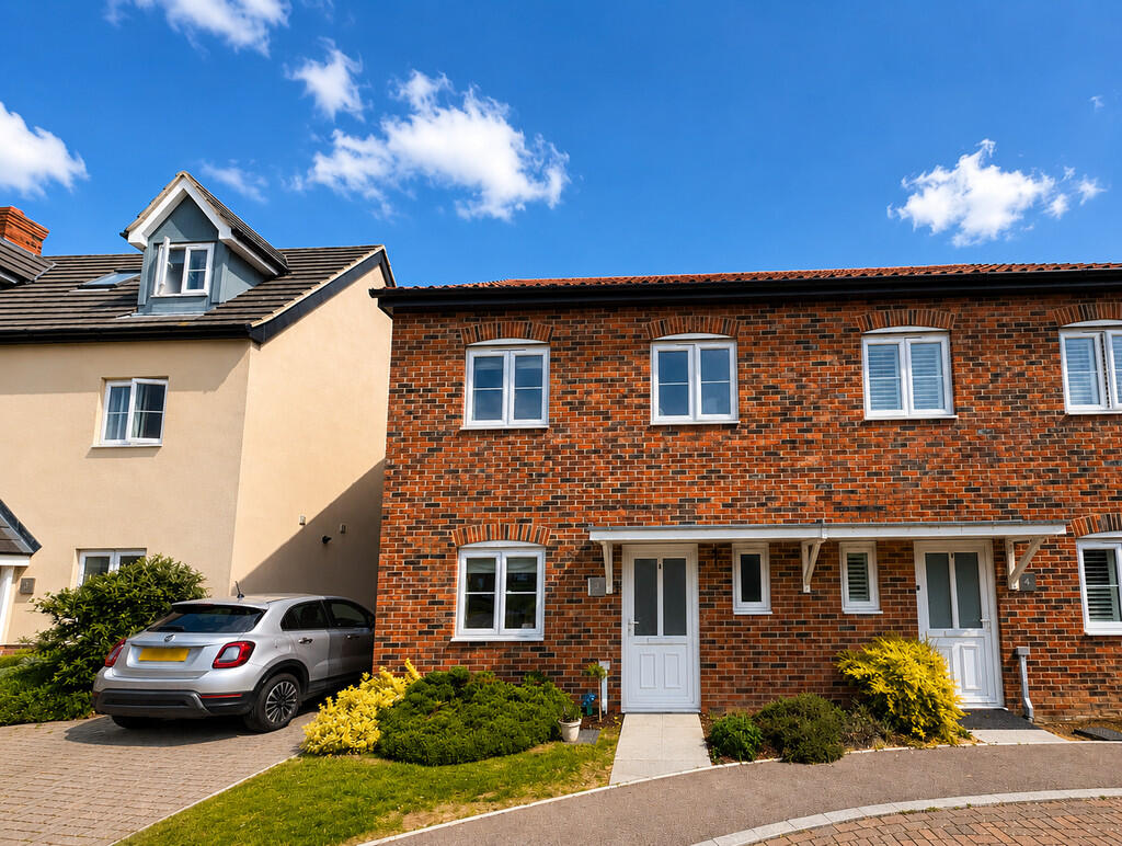 Main image of property: Hummerston Close, Buntingford