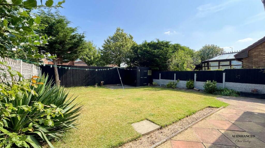 House in Sefton, Liverpool City Region - View 4
