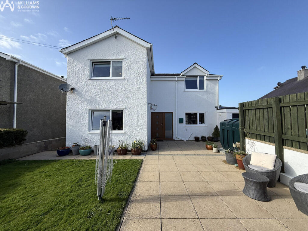 Main image of property: Gorwel Deg, Rhostrehwfa, LL77