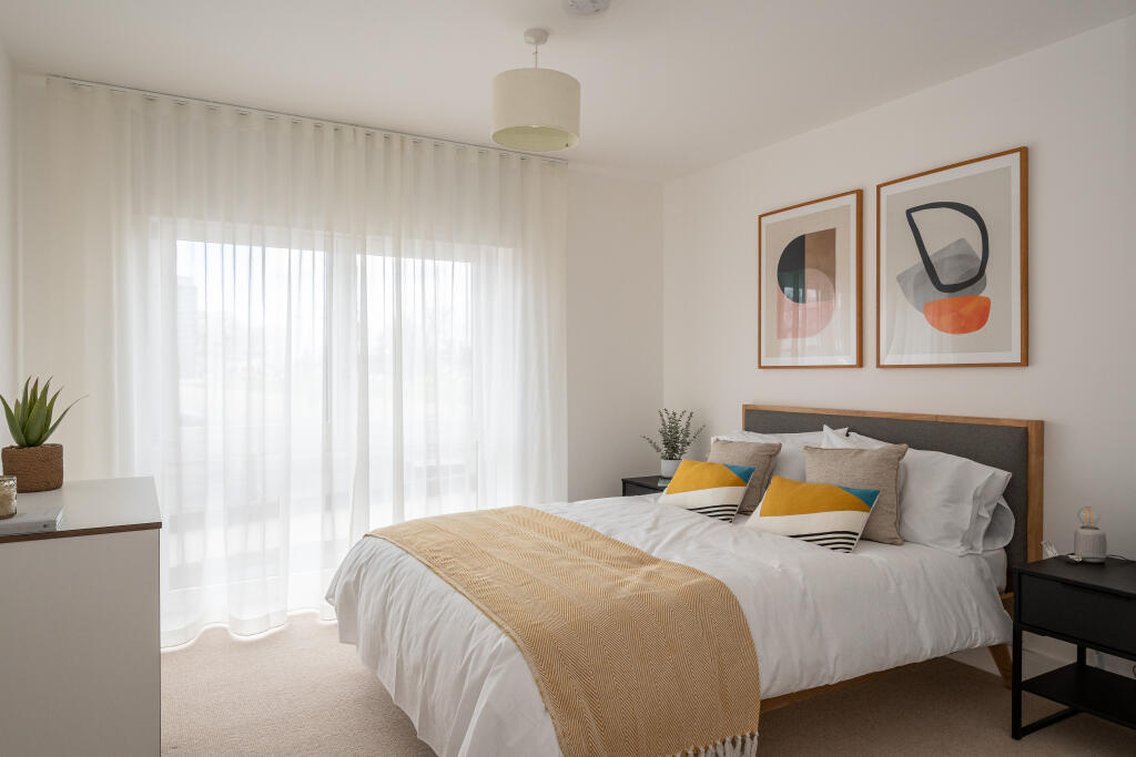 Apartment in Birmingham, West Midlands - View 4