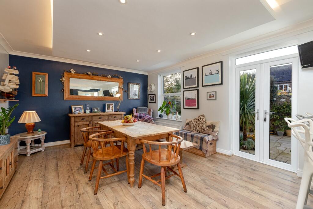 Modern Village Home - Ingleton, Darlington photo 3