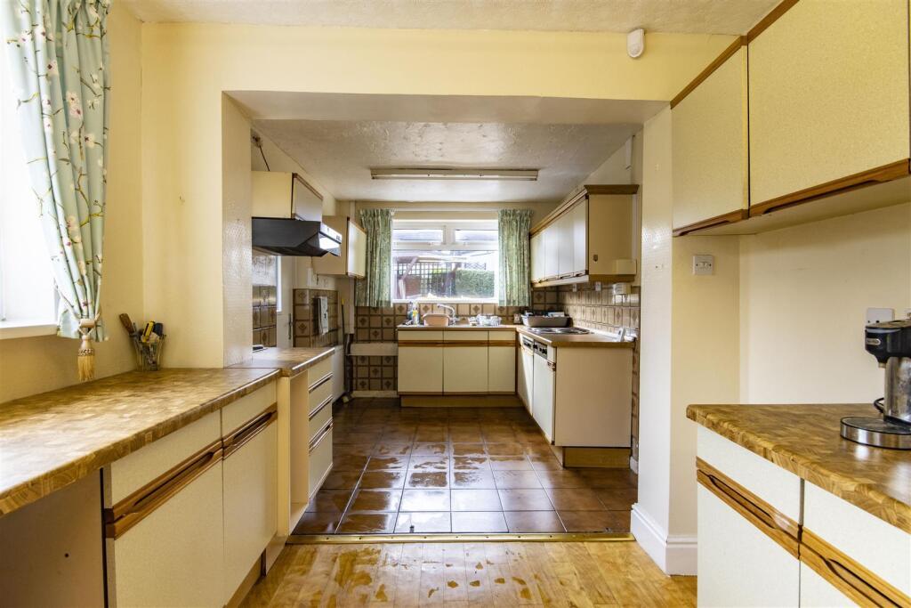 House in Sheffield - View 4