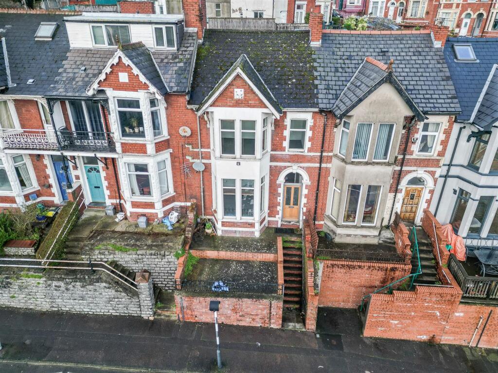 Main image of property: Park Avenue, Barry