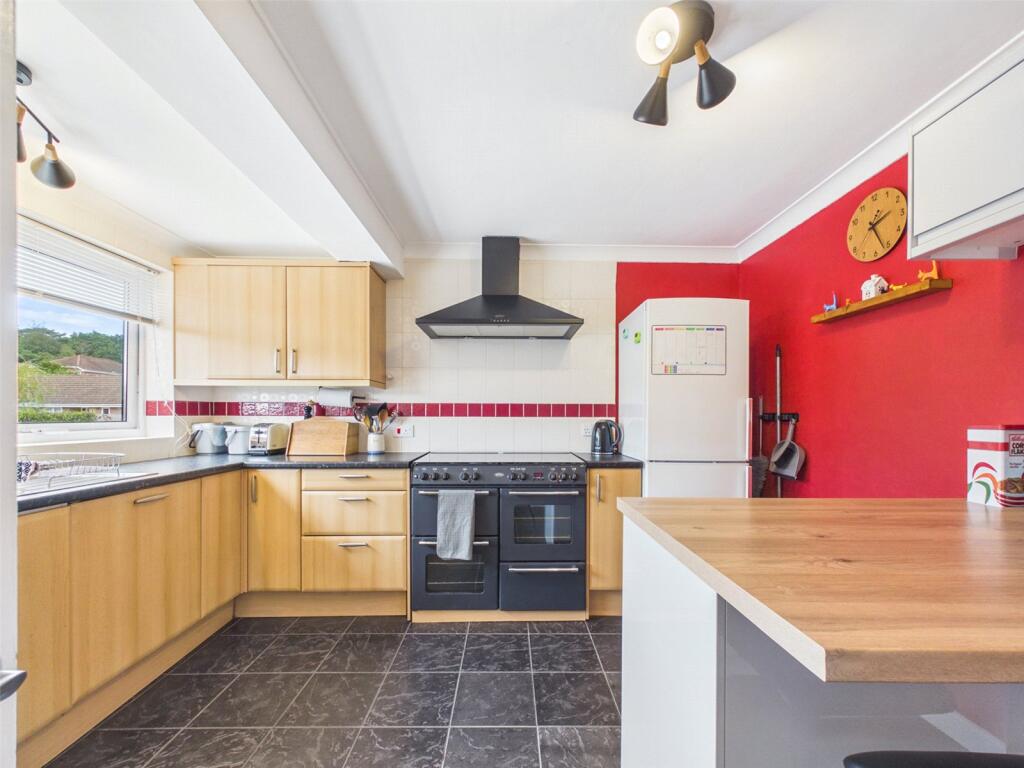 House in New Forest, Bransgore - View 4