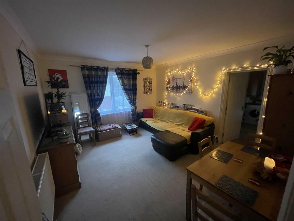 15 Portchester Road. photo 3
