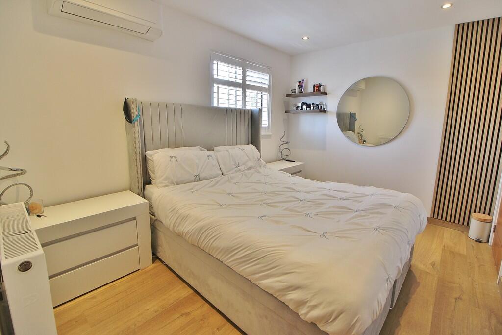 House in Havant, Waterlooville - View 4