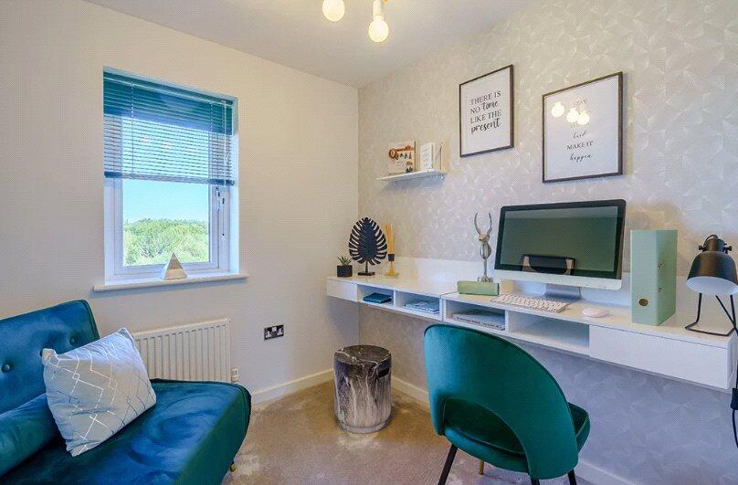 House in Garden City, Sealand Manor, Sealand - More