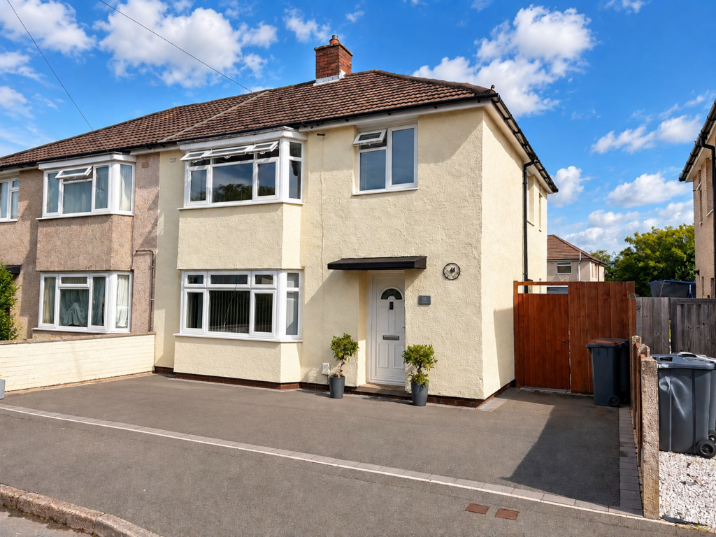 Main image of property: Ravenslea, Ravenstone, LE67