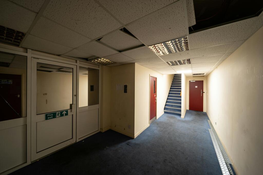unit 8 Standard Industrial Estate 33.jpg