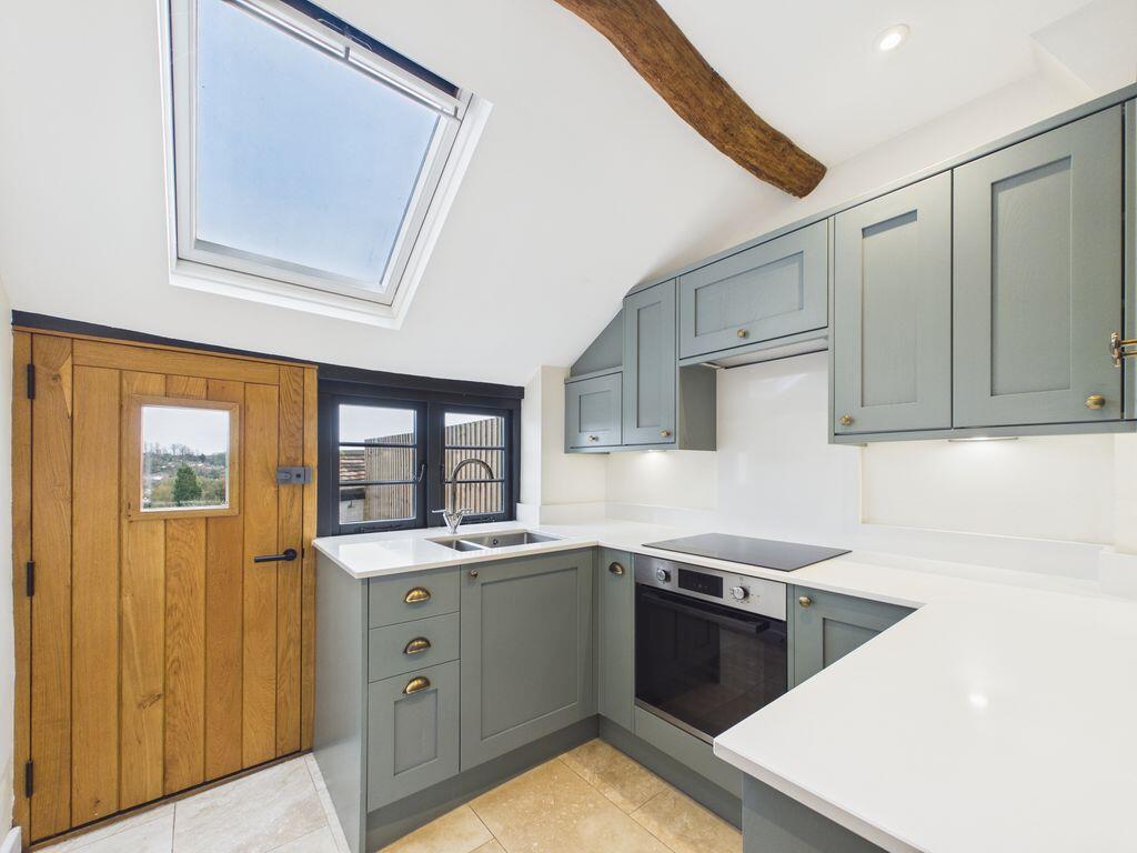 House in Bridgnorth, High Town, Oldbury - View 5