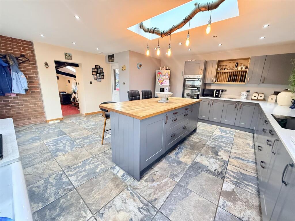 House in Norwich - View 3