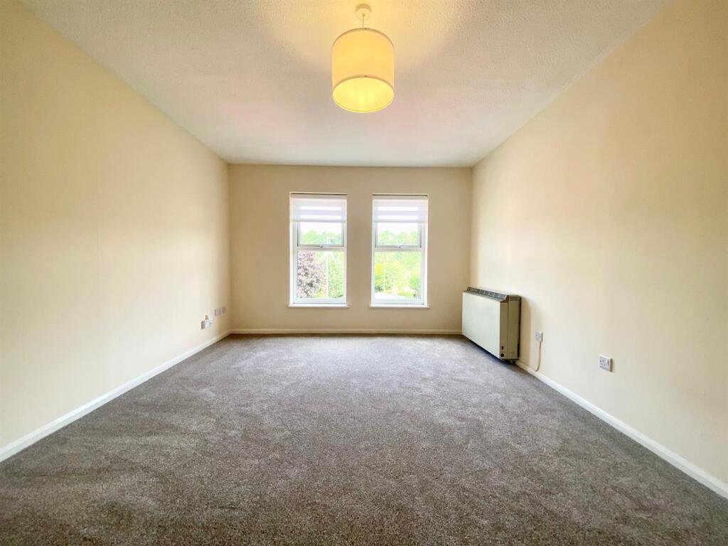Apartment in Bristol, Crew's Hole, St Anne's - View 3