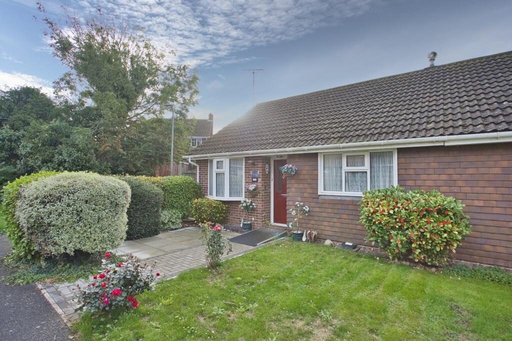 2-bed bungalow on Belinda Court, Folkestone, Kent, CT19, £315,000