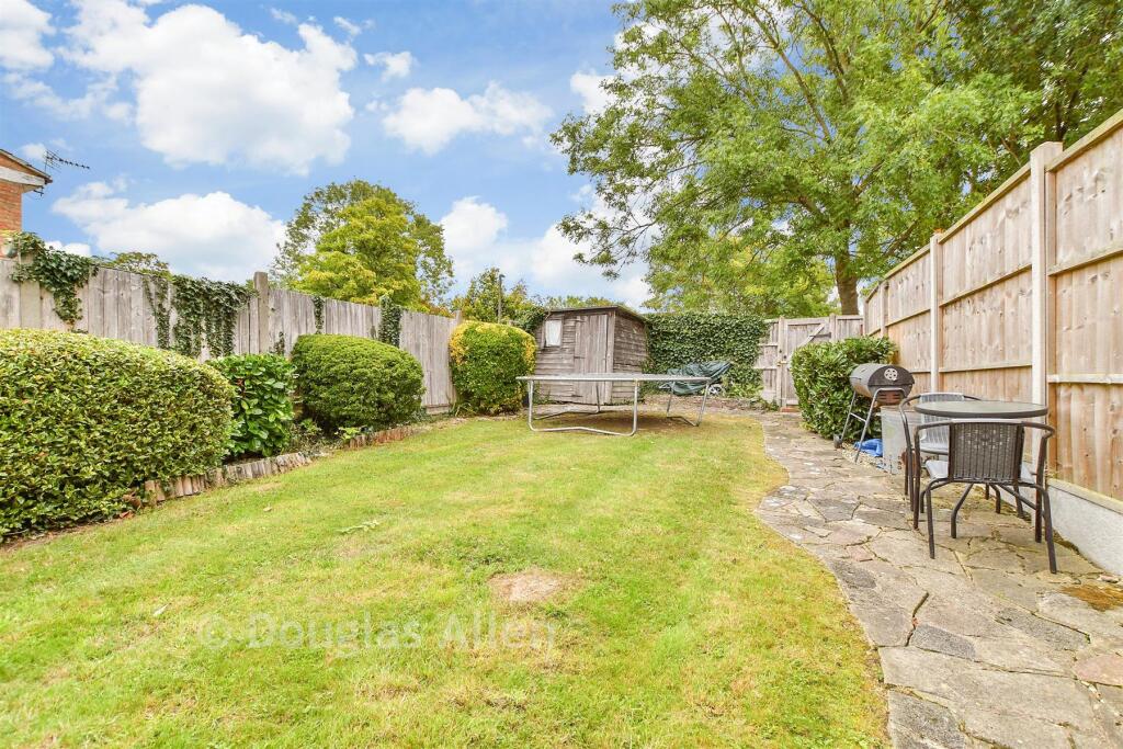 Winters Way, Waltham Abbey, Essex photo 2