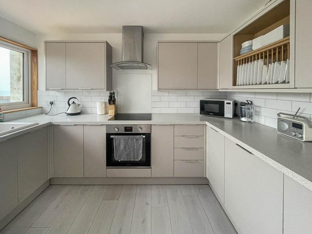 House in Chichester, East Wittering - View 3