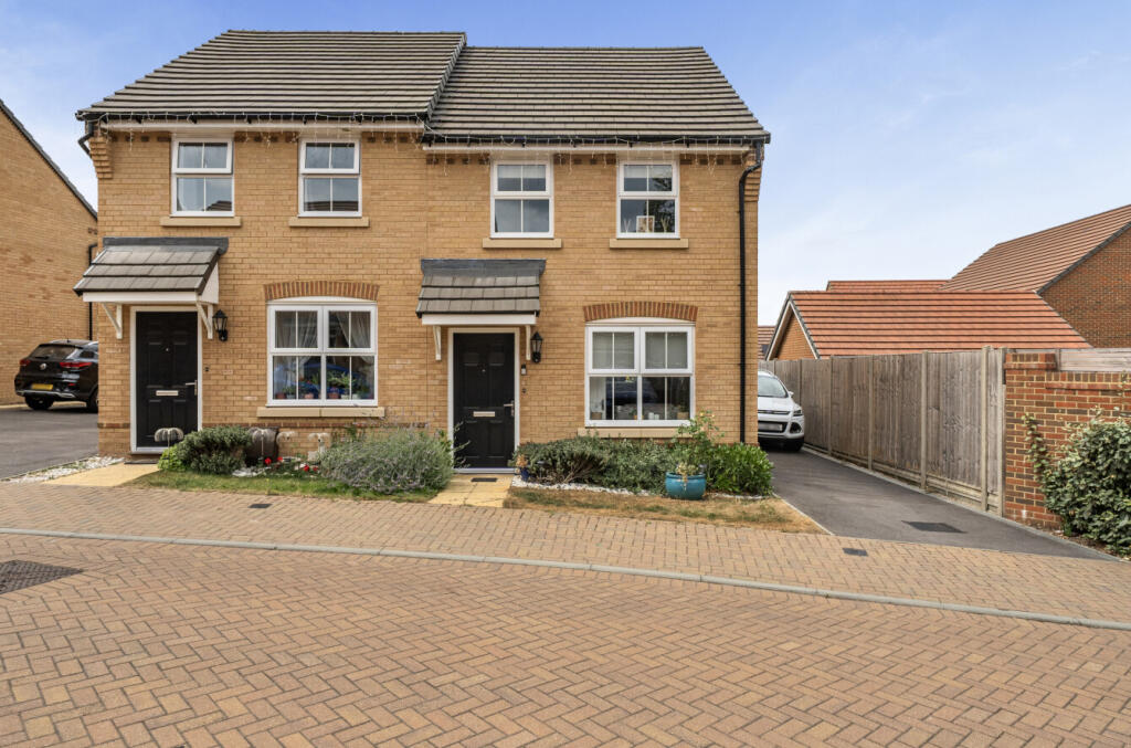 Main image of property: Steer Avenue, Hook