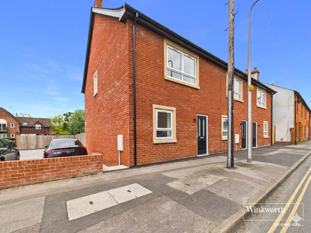 Main image of property: Russell Road, Newbury, Berkshire, RG14