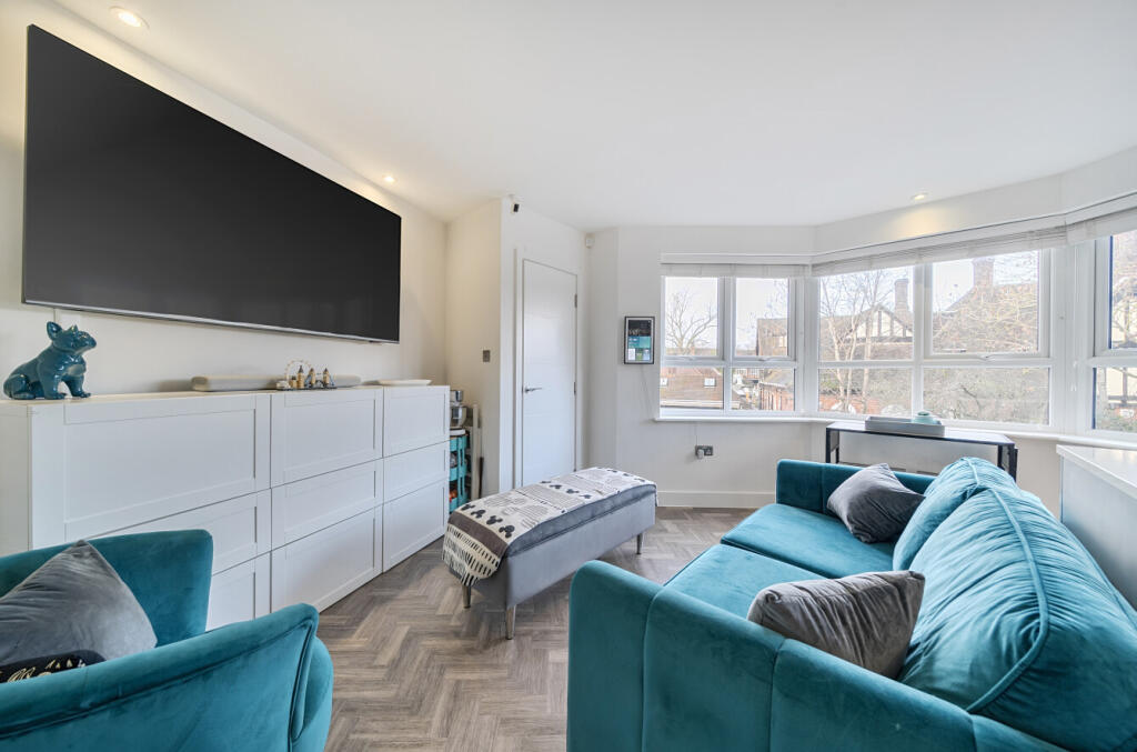 Apartment in London - View 3