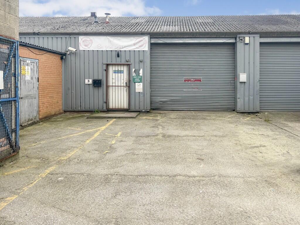 Main image of property: Unit 3 Daleside House, Park Road East, Calverton, NG14 6LL
