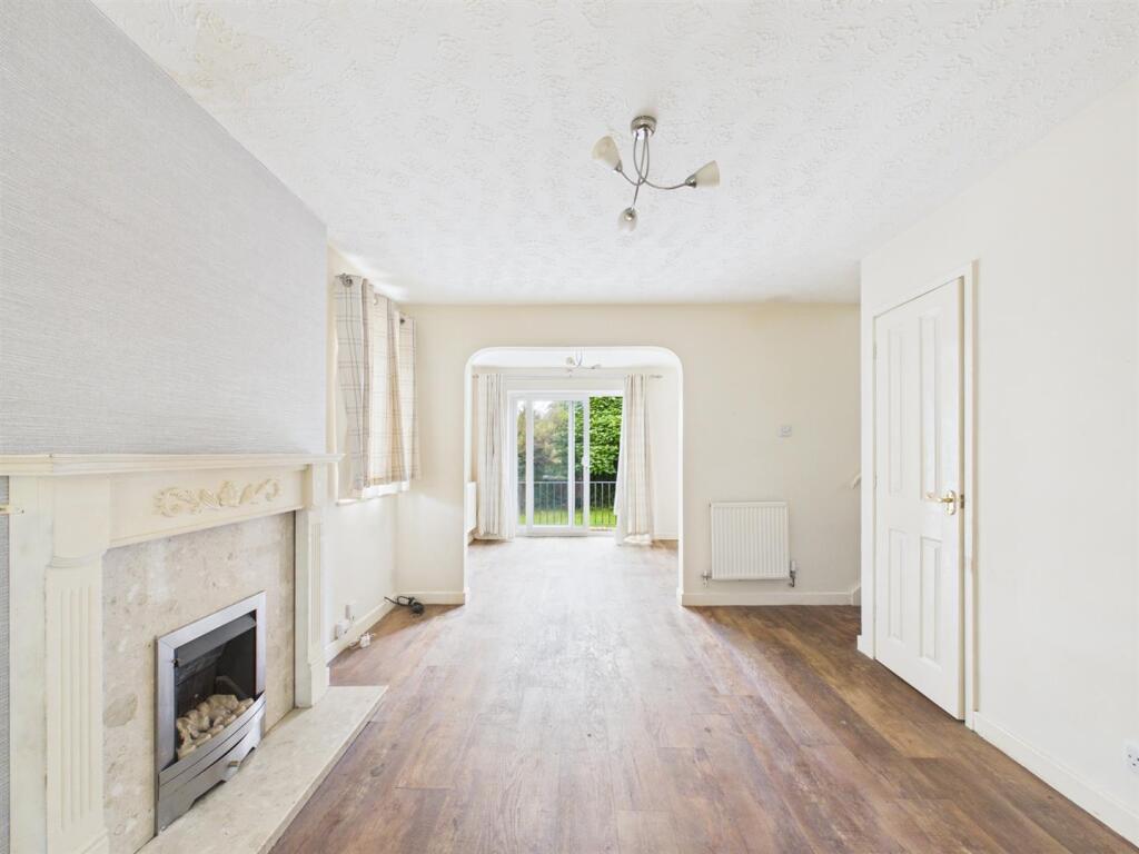 House in Moreton, Liverpool City Region - View 4
