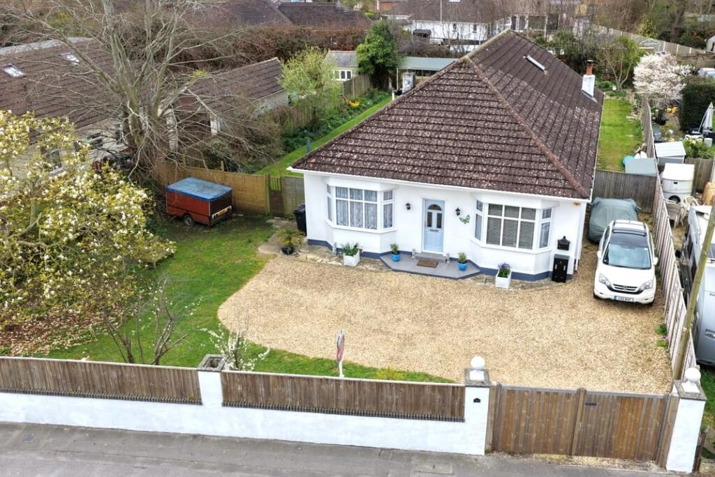 New Road, Bournemouth, BH10 photo 3