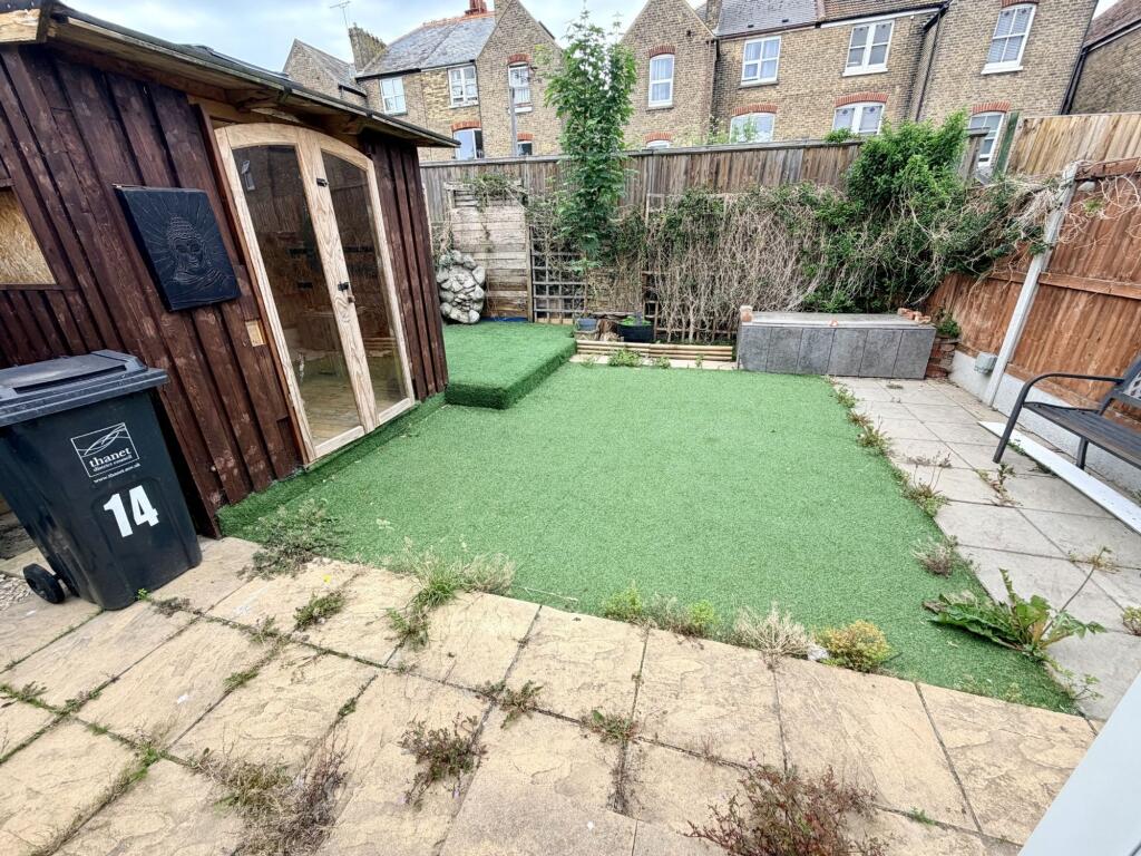 Lyndhurst Avenue, Margate, CT9 - View 2